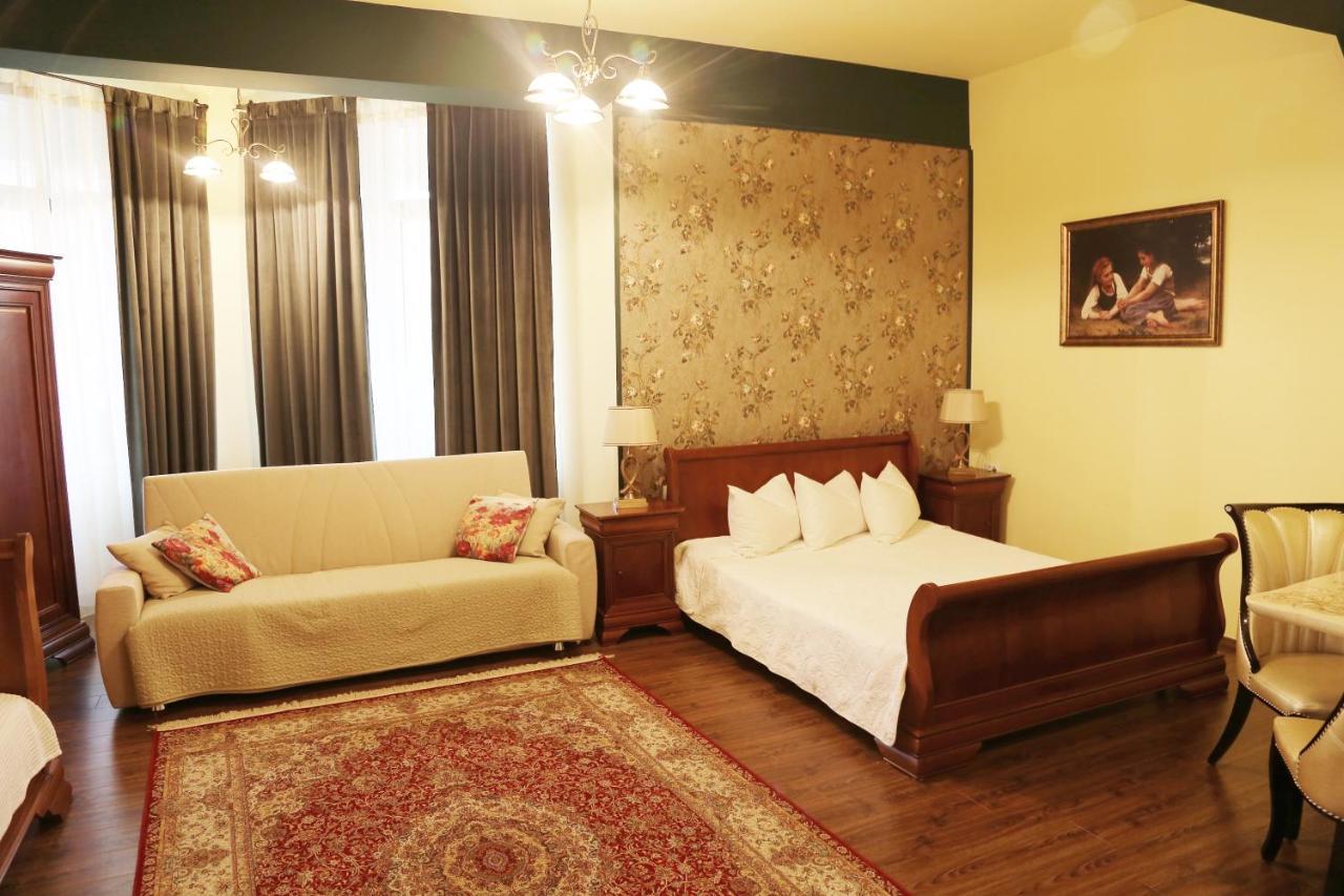 Boutique Vila White Duchess Năvodari Buitenkant foto