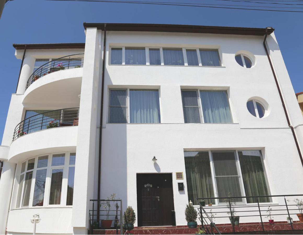 Boutique Vila White Duchess Năvodari Buitenkant foto