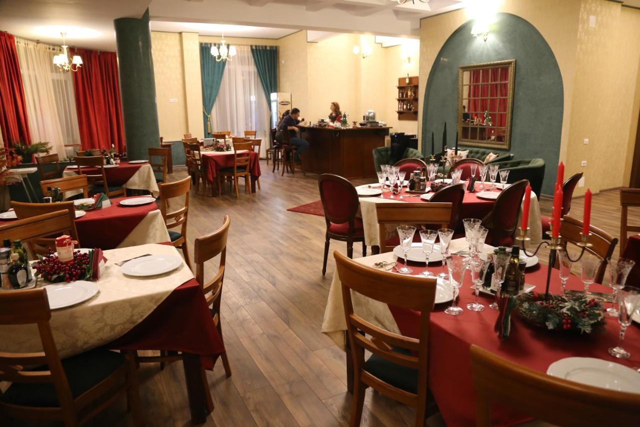 Boutique Vila White Duchess Năvodari Buitenkant foto