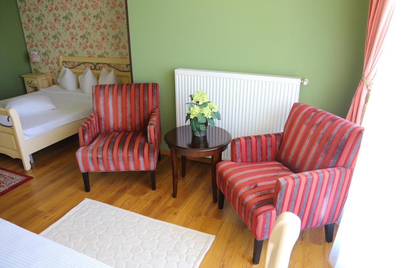 Boutique Vila White Duchess Năvodari Buitenkant foto