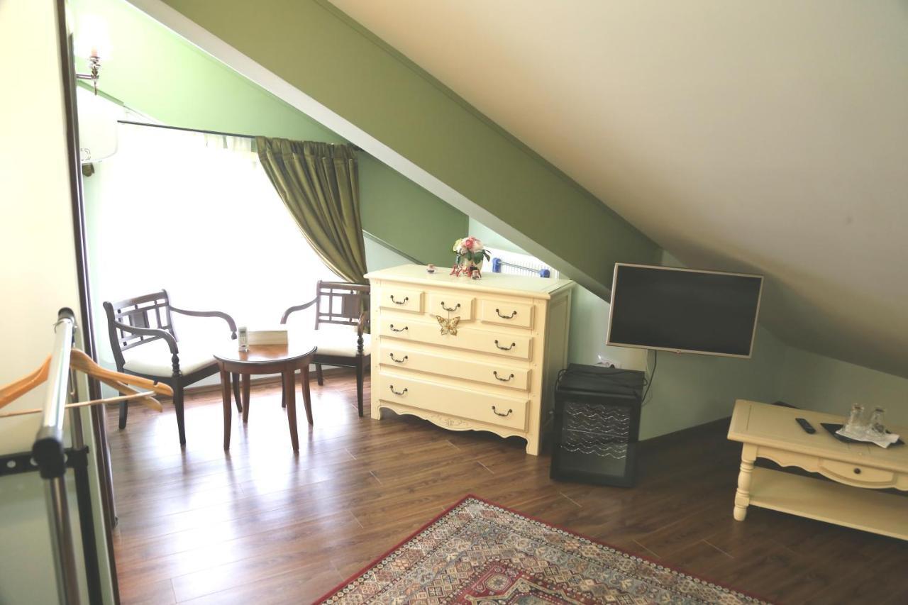 Boutique Vila White Duchess Năvodari Buitenkant foto